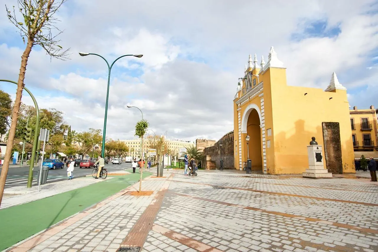 Resolana City Walls Sevilla 0*,